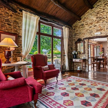 مبيت وإفطار كاستروبول Casa Peleyon المظهر الخارجي الصورة