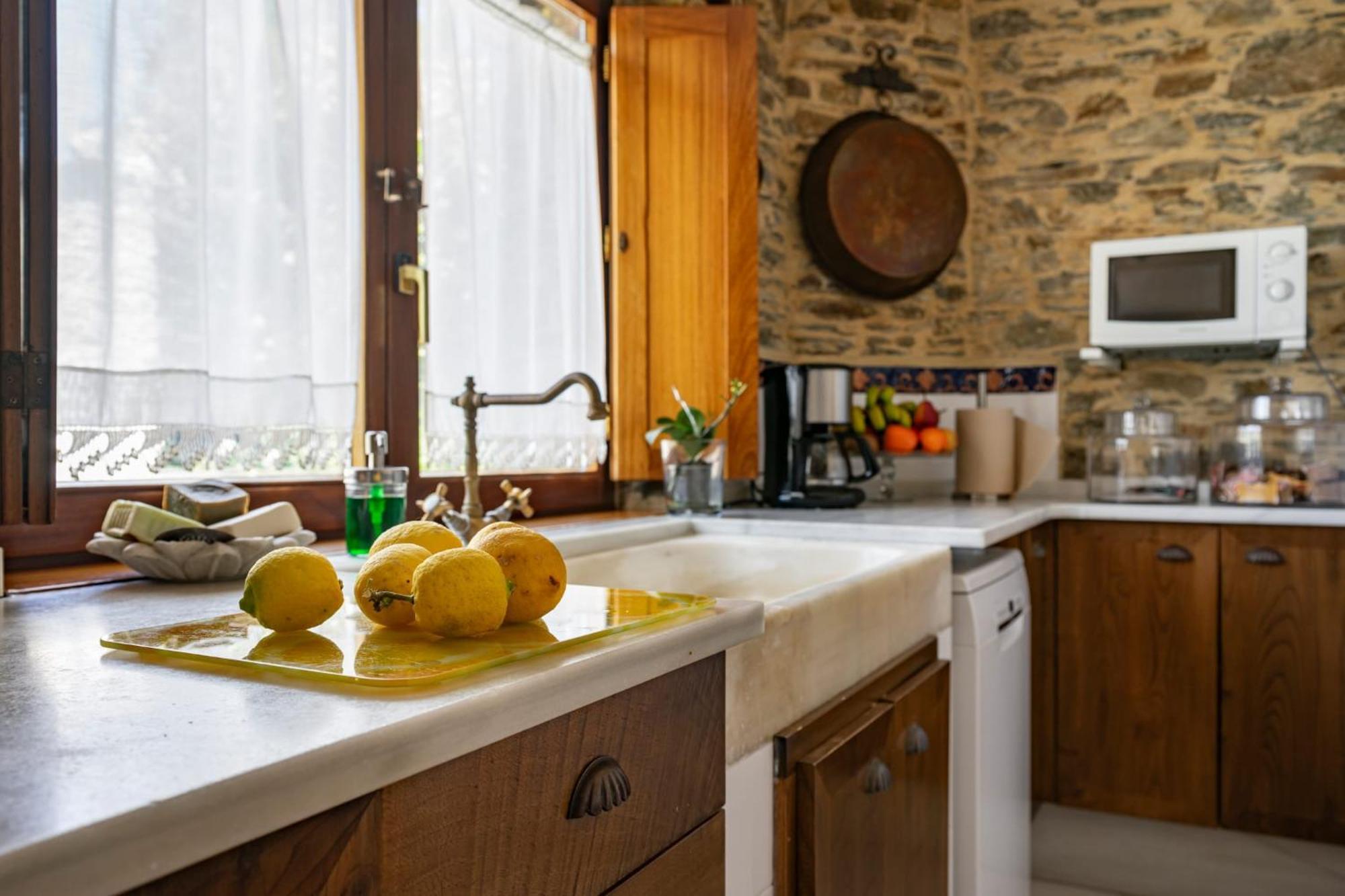 مبيت وإفطار كاستروبول Casa Peleyon المظهر الخارجي الصورة
