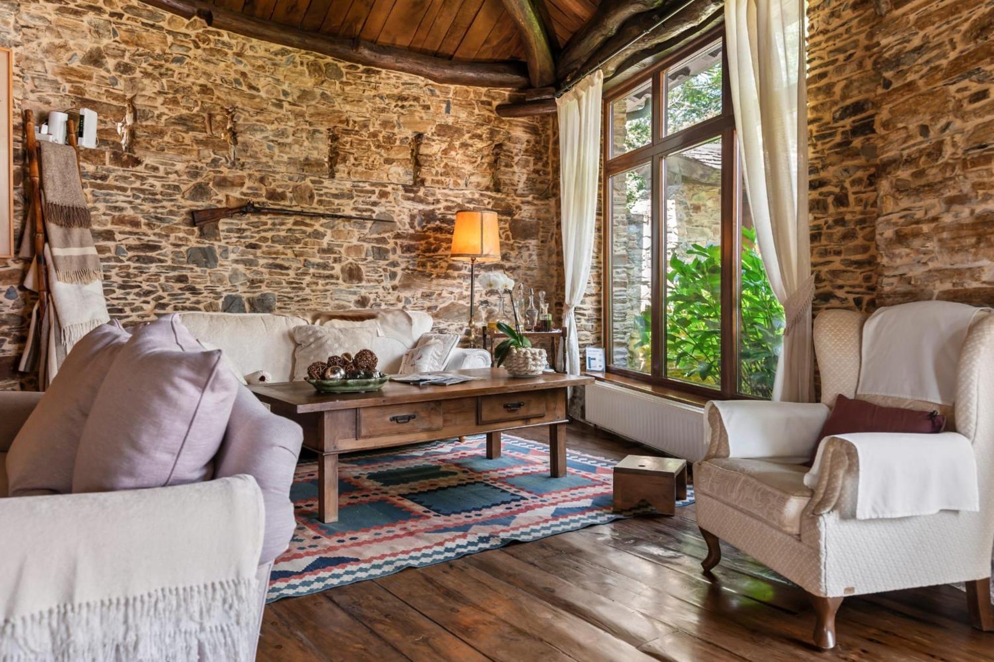 مبيت وإفطار كاستروبول Casa Peleyon المظهر الخارجي الصورة
