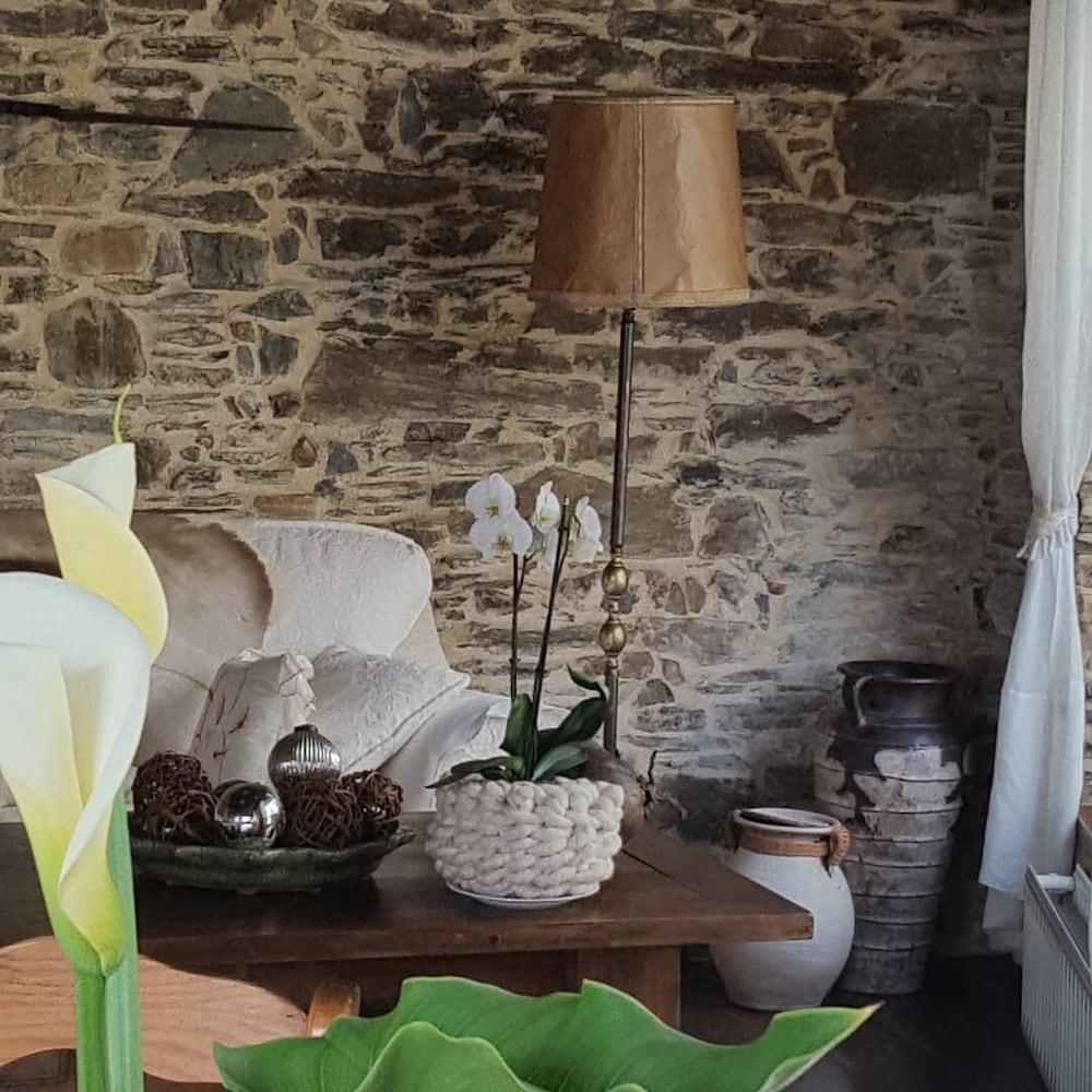 مبيت وإفطار كاستروبول Casa Peleyon المظهر الخارجي الصورة